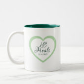 God Heals the Brokenhearted Soft Green Encouraging Tweekleurige Koffiemok (Links)