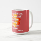 God heeft een perfecte manier Romeins 8:28 Mok (Voorkant rechts)