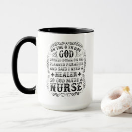 God heeft een verpleegster gemaakt mok