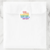 GOD HOUDT VAN IEDEREEN - RONDE STICKER (Tas)