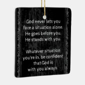God is altijd met U bent nooit alleen Keramisch Ornament (Rechts)
