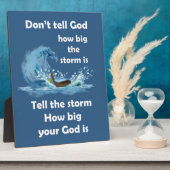God is groter dan het Storm Fotoplaat (Zijkant)