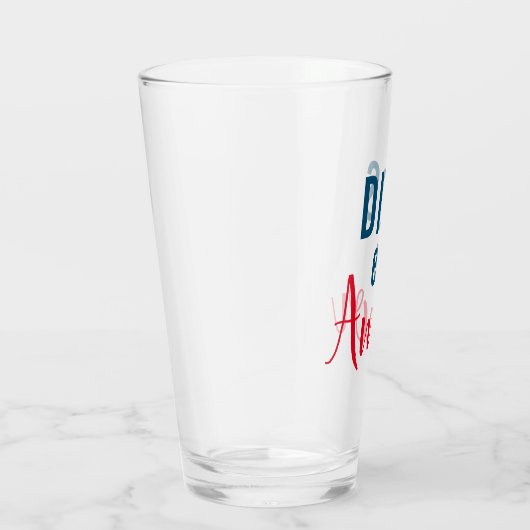 God is liefde glas (Rechts)