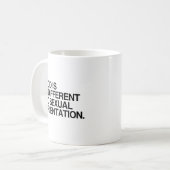 GOD IS ONVERSCHILLIG KOFFIEMOK (Voorkant links)