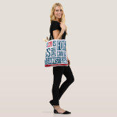 God is voor ons tote bag (Op model)