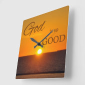 God is zo'n goeie zonnige muur-klok vierkante klok (Hoek)