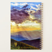 God Ray Zonnestralen op de bergen Foto Custom Planner (Achterkant)