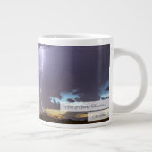 God van heerlijkheid dondert Psalm 105:39 KJV Grote Koffiekop (Rechts)
