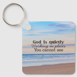God werkt christelijke typografie Bijbels Sleutelhanger
