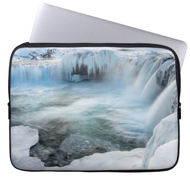 Godafoss waterval, winter, IJsland 2 Laptop Sleeve (Voorkant)