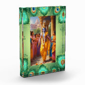 Goddelijke ontmoeting: Lord Krishna's Morning Char Fotoblokken (Links)