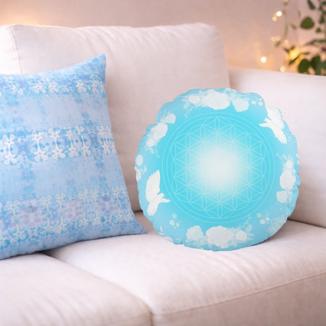 Goddelijke Vrede – Kleur van Hart Rond Kussen (Creator heeft geüpload)