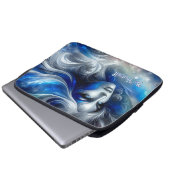 Godin Hemels Wit Blauw Hoofd Februari - Laptop Sleeve (Voorkant onderkant)