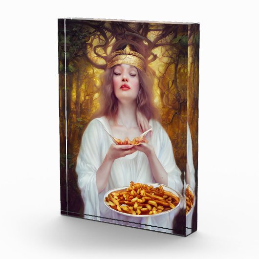 Godin met een bord vol poutine fotoblokken (Rechts)