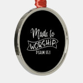 Gods dood is een hoop metalen ornament (Rechts)