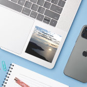 Gods majestueuze aarde en naam, psalm 8:9 sticker (Laptop met iPhone)