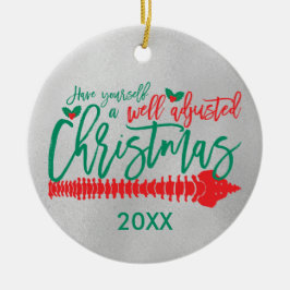 Goed afgestelde kerstchiropractie keramisch ornament