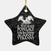 Goed bewapende Populace Beste verdediging tegen Ty Keramisch Ornament (Achterkant)