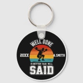 Goed gedaan is beter dan goed gezegd sleutelhanger (Achterkant)