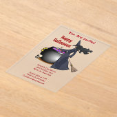 Goed uitziende heks en de ketel Halloween Acryl Uitnodigingen (Laagn)