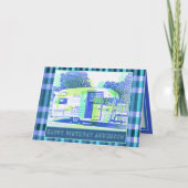 Goedaardige  Camper Trailer Happy Birthday Kaart (Voorkant)