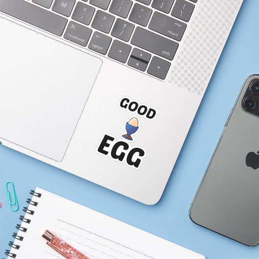 GOEDE EGG STICKER (Laptop met iPhone)