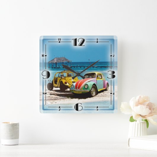 Goede oude herbiemuurklok vierkante klok (Huis)