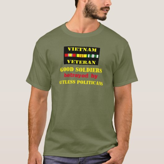 Goede Soldaten Betrayed T-shirt (Voorkant)