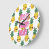 Goede Vibes Ananassen Zomer Patroon Grote Klok (Hoek)