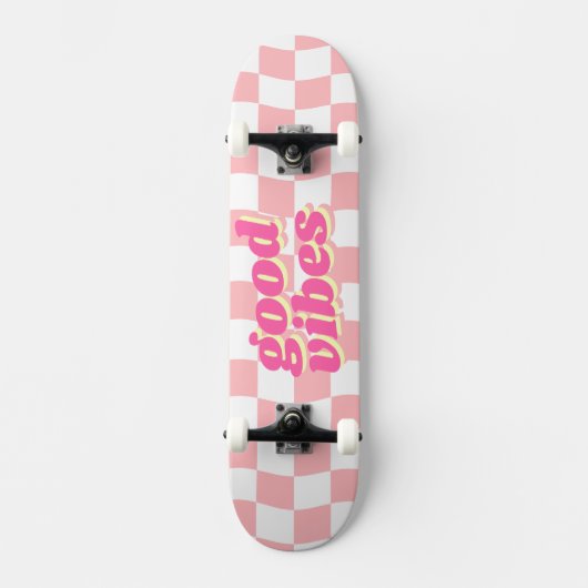 Goede Vibes Girly Pastel Roze Wit Checker Patroon Persoonlijk Skateboard (Voorkant)