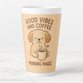 Goede Vibes & Koffie – Speelse Puppy Digitale Kuns Latte Mok (Voorkant)