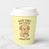 Goede Vibes & Koffie – Speelse Puppy Digitale Kuns Papieren Bekers (Achterkant)