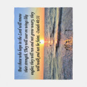 GOEDEMORGEN GOD JESAJA 40:10 ZONSOPGANG FLEECE DEKEN (Voorkant)