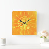 Goedemorgen, Sunshine. Vierkante Klok (Huis)