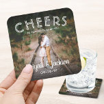Goedendag, ooit na het huwelijk met foto's. kartonnen onderzetters<br><div class="desc">Voeg een gepersonaliseerde afwerking toe aan uw trouwfeest met unieke aangepaste foto-vierkant-drankkusten. Het afbeelding en alle formuleringen op deze sjabloon zijn eenvoudig aan te passen, met inbegrip van tekst die luidt "Cheers to Gelukkig Ever After." (TIP VAN DE PLAATS VAN HET AFBEELDING: Een gemakkelijke manier om een foto precies te...</div>