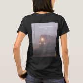 Goederentrein onderweg in T-shirt met morning Fog (Achterkant)