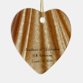 Gold 50th Wedding Jubileum Heart Shaped, Name  Keramisch Ornament (Rechts)