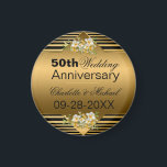 Gold 50th Wedding Jubileum Magneet<br><div class="desc">Vijftig jaar samen als man en vrouw is een ongelooflijk lange tijd en verdient een grootse viering. Voeg deze mooie koelkast magneet toe aan je 50e verjaardag collectie - een geweldige manier om je verjaardag te herdenken. De tekst op dit product is volledig aanpasbaar en u kunt de gewenste wijzigingen...</div>