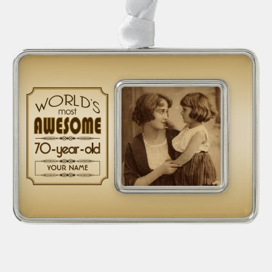 Gold 70th Birthday Celebration World Best Fabulous Verzilverd Omlijst Ornament (Voorkant)