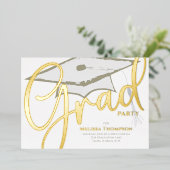 Gold Afstudeerder Calligraphy Script Modern Gradup Folie Uitnodiging (Staand Voorkant)