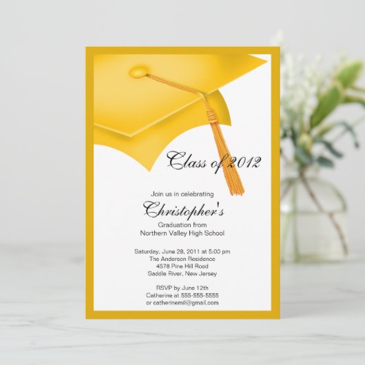 Gold Afstudeerder Pet Graduation Party Invitation Kaart (Staand voorkant)