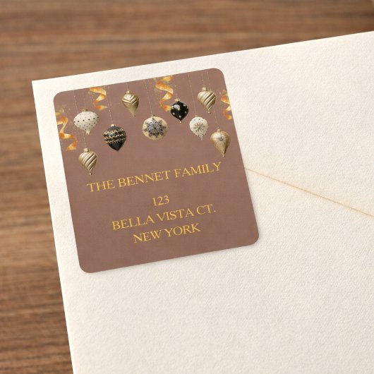 Gold and Black Christmas Baubles Etiket