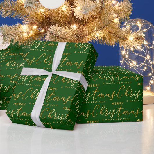 Gold and Green Merry Christmas Word Art Cadeaupapier (Feestdagen)