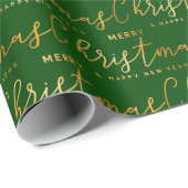 Gold and Green Merry Christmas Word Art Cadeaupapier (Rol Hoek)
