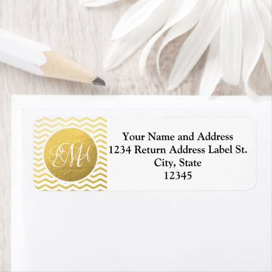 Gold and White Chevron Monogrammed Personalized Etiket (Insitu)