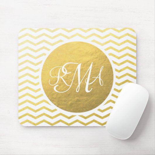 Gold and White Chevron Monogrammed Personalized Muismat (Met muis)