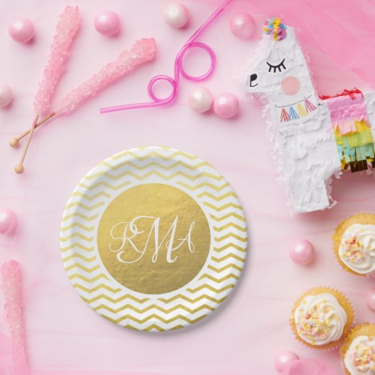 Gold and White Chevron Monogrammed Personalized Papieren Bordje (Feest)