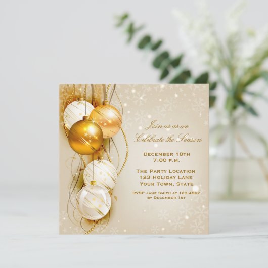 Gold and White Ornaments Holiday Invitation Kaart (Staand voorkant)