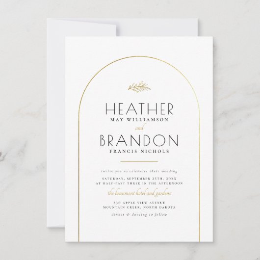 Gold Arch Lijst & Elegant Typography Photo Wedding Kaart (Voorkant)