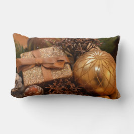 Gold Bauble en kerstcadeautje Kussen